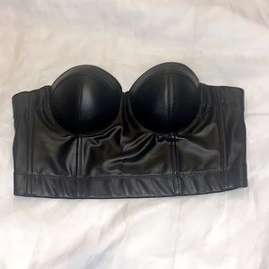 Apperloth Bustier Crop Top